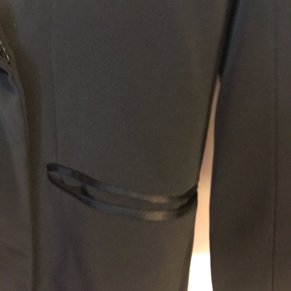 Jacket - Picture 4 of 5